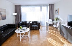 Moerser Straße, 127, Meerbusch, Nordrhein-Westfalen 40667
