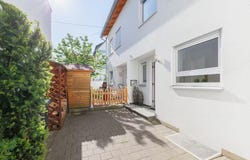 Schulstraße, Leinfelden-Echterdingen, Baden-Württemberg 70771