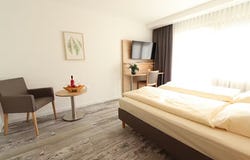 Sillenbucher Straße, Ostfildern, Baden-Württemberg 73760
