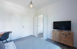 Saalburgallee, Frankfurt am Main, Hessen 60385