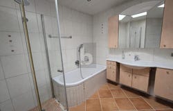 Leingarten, Baden-Württemberg 74211