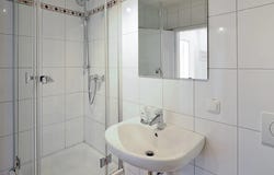 Renoirallee, Frankfurt am Main, Hessen 60438