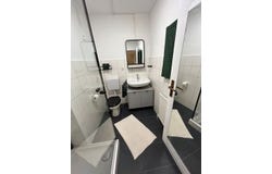 Heutingsheimer Straße, 50, Stuttgart, Baden-Württemberg 70439