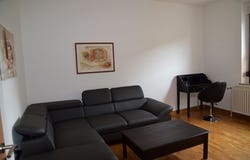 Kölner Straße, 25, Neuss, Nordrhein-Westfalen 41464