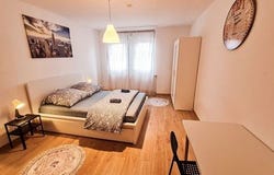 Erlanger Straße, 28, Fürth, Bayern 90765