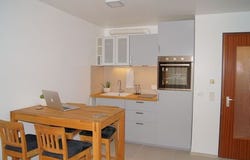 Aachener Straße, 16, Stuttgart, Baden-Württemberg 70376