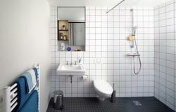 Marie-Curie-Straße, Frankfurt am Main, Hessen 60439