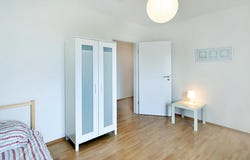 Renoirallee, Frankfurt am Main, Hessen 60438