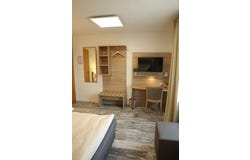 Klein Apartment Kemnater Hof, 1, Ostfildern, Baden-Württemberg 73760