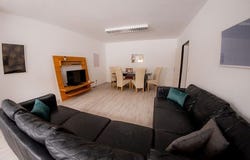Robert-Bosch-Straße, 9, Schwarzenbruck, Bayern 90592
