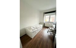 Segeberger Weg, Düsseldorf, North Rhine-Westphalia 40468
