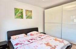 Hölderlinstraße, 20, Meerbusch, Nordrhein-Westfalen 40667