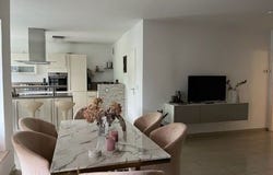 Mielesheide, 22, Essen, Nordrhein-Westfalen 45133