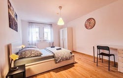 Erlanger Straße, 28, Fürth, Bayern 90765