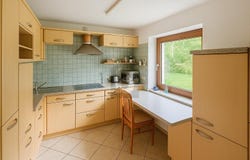 Zella-Mehlis, Thuringia 98544