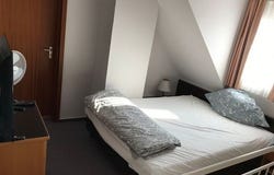 Hirsauer Straße, 10, Sindelfingen, Baden-Württemberg 71063