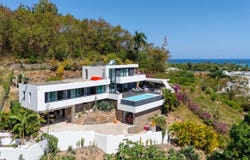 Las Terrenas, Azua