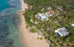 El Cosón, Samaná, Samaná Province 32000