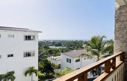 El Cosón, Samaná, Samaná Province 32000