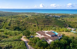 El Cosón, Samaná, Samaná Province 32000