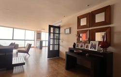 Departamento en el canton Salinas, en la playa de Chipipe: Oceanfront Apartment For Sale in Chipipe - SalinasChipipe, a lado del yacht club, Salinas, Santa Elena
