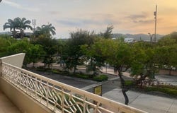 URDESA: 5 PROPERTIES IN ONE! BIG ART DECO MAGESTIC HOUSE IN A PRINCPAL COMMERCIAL STREET, Guayaquil, Guayas