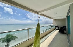 LA MILINA: BEACHFRONT CONDO WITH AMAZING VIEWS FROM THE BALCONY, La Milina, Santa Elena