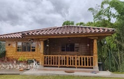 Fully Furnished Home for Rent with Pool & Security, Malacatos, Loja