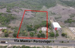 Terreno Via Manta: Land in Commercial Industrial Zone, Portoviejo, Manabí