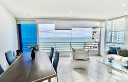 SAN LORENZO: BEAUTIFUL BEACHFRONT CONDO WITH POOL, Salinas, Santa Elena