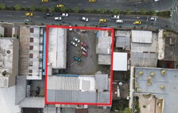 Plaza comercial en Centro de Sto. Domingo: Retail Strip Center For Sale in Santo Domingo, Santo Domingo, Santo Domingo de los Tsáchilas