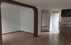 Beatriz Coquilango, San Antonio, conjunto Supirosa E21, Quito, Quito, Pichincha, Quito, Pichincha