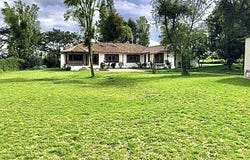 RMR9+CG, Quito 170183, Ecuador, Quito, Pichincha