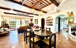 4-BEDROOM STUNNER IN SMALL GATED COMMUNITY IN SAN JOAQUIN: Just 15 Minutes from Cuenca this 5, 382 sq. ft Home also has a Guest House, Cuenca, Azuay