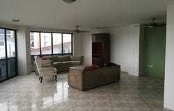 Calypso First Floor: Pool...Tennis Court...Ocean View...Need I Say More?Edificio Calypso, Salinas, Santa Elena