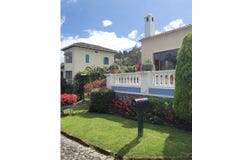 200 m² house with 695 m² of land for sale with 3 bedrooms in Otavalo, Otavalo, Imbabura