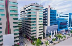 Torre Del Sol 1 Unit#209: Stylish Suite Just Steps From The Airport, Guayaquil, Guayas