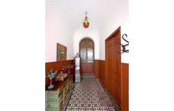 Badajoz, Extremadura 06910