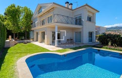 Alella, Catalonia 08328