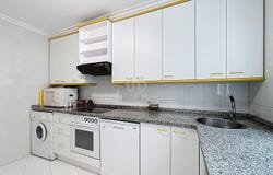 Pontevedra, Galicia 36960