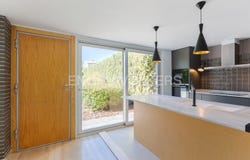 Chiva, Valencian Community 46370