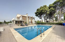 Elche/Elx, Valencian Community