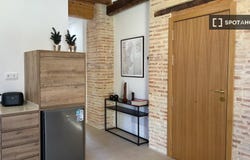 valencia, Valencian Community 46003