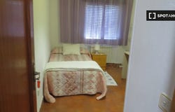 madrid, Community of Madrid 28670