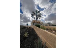 Pájara, Canary Islands 35627