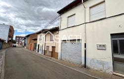 Valencia De Don Juan, Castile and León 24200