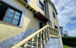 Oviedo, Asturias 33558