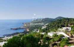 Roca Llisa, The Balearic Islands 07819