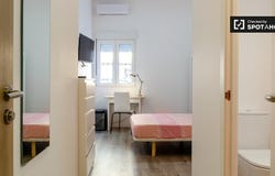 valencia, Valencian Community 46100