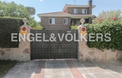 Villaviciosa de Odón, Community of Madrid 28670
